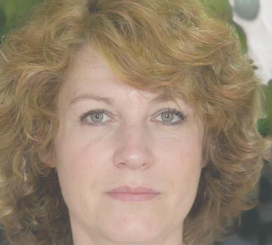 Dr. Sarah Müller, Leitende Finanzstrategin bei Selvarianex